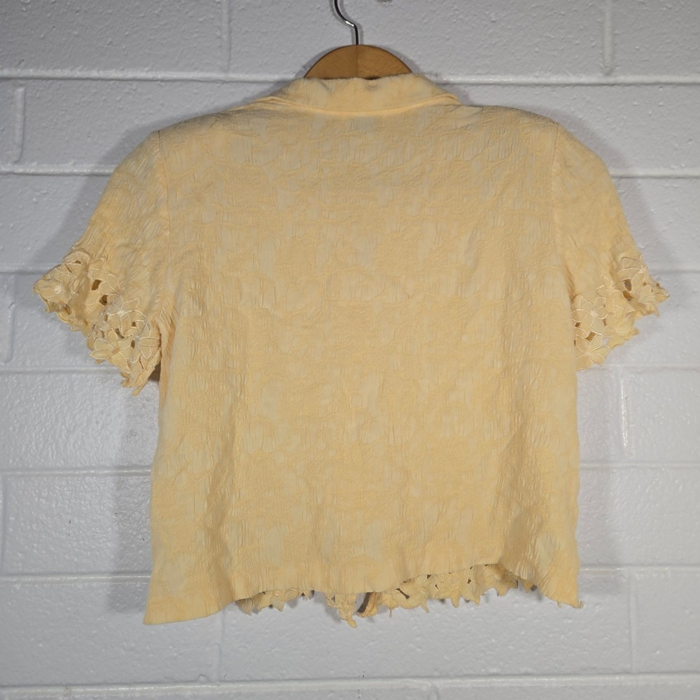 Vtg Butter Yellow Textured Shell Button Shirt 10 Short Sleeve Blouse Top Lace - Picture 7 of 7